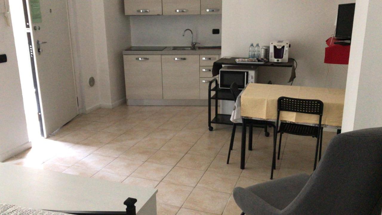 Feel Like Home In Milano Eksteriør billede